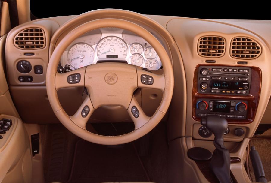  Buick Rainier 2004 года  (фото 8 из 13)